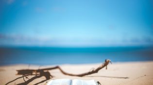 What to read on the beach